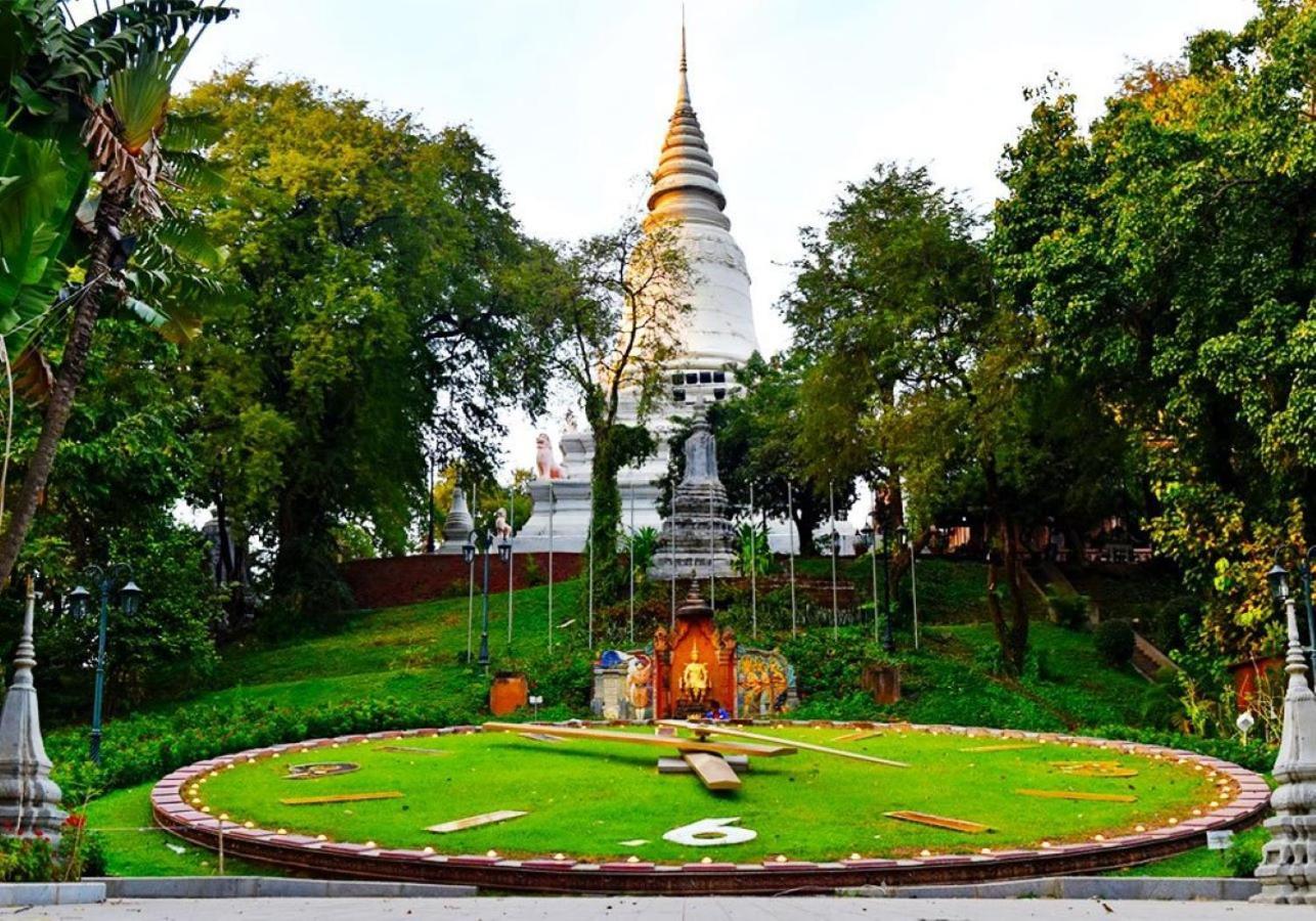 Phuminh Hotel Riverside Phnom Penh Exterior foto